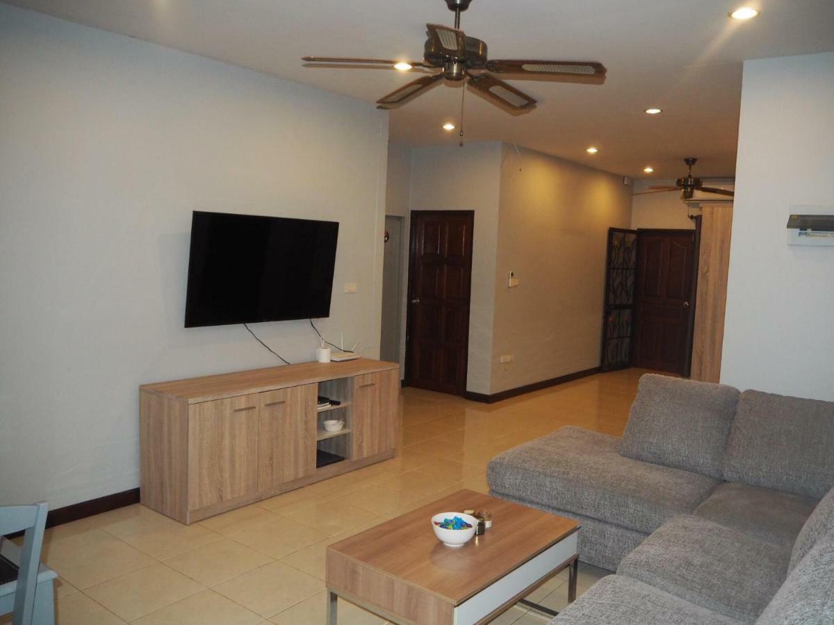 Beautiful 3 Bedroom Garden Villa Chalong Bagian luar foto