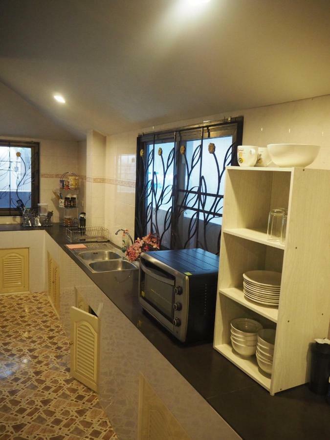 Beautiful 3 Bedroom Garden Villa Chalong Bagian luar foto
