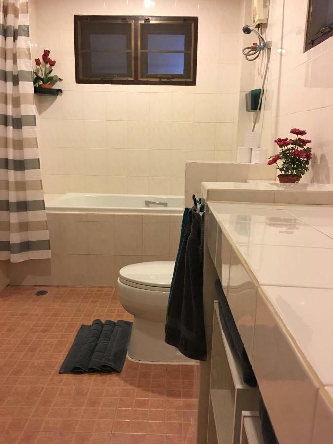 Beautiful 3 Bedroom Garden Villa Chalong Bagian luar foto