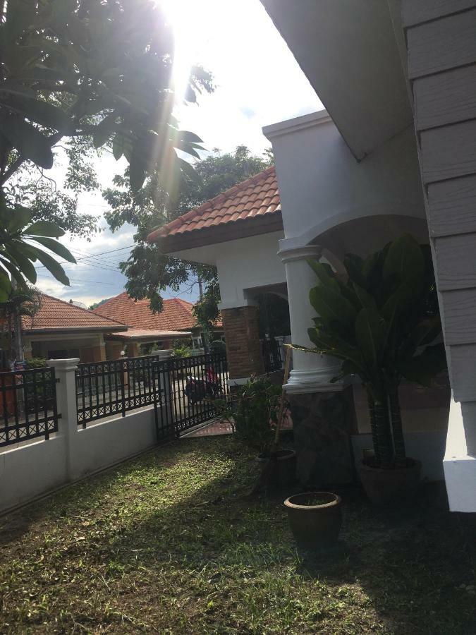 Beautiful 3 Bedroom Garden Villa Chalong Bagian luar foto